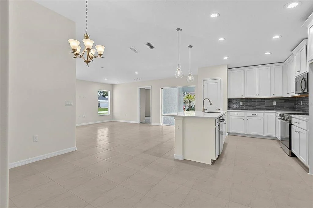 Photo of 52 ROXBORO DRIVE