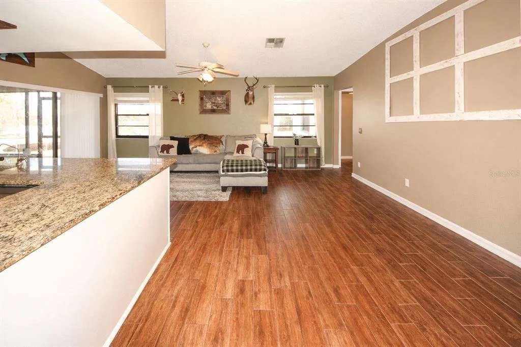 Photo of 13277 DELBARTON STREET