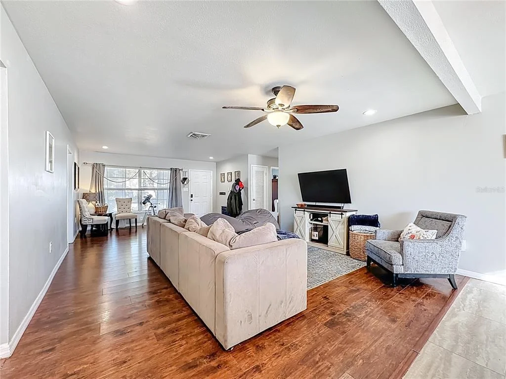 Photo of 1521 BANYAN DR.