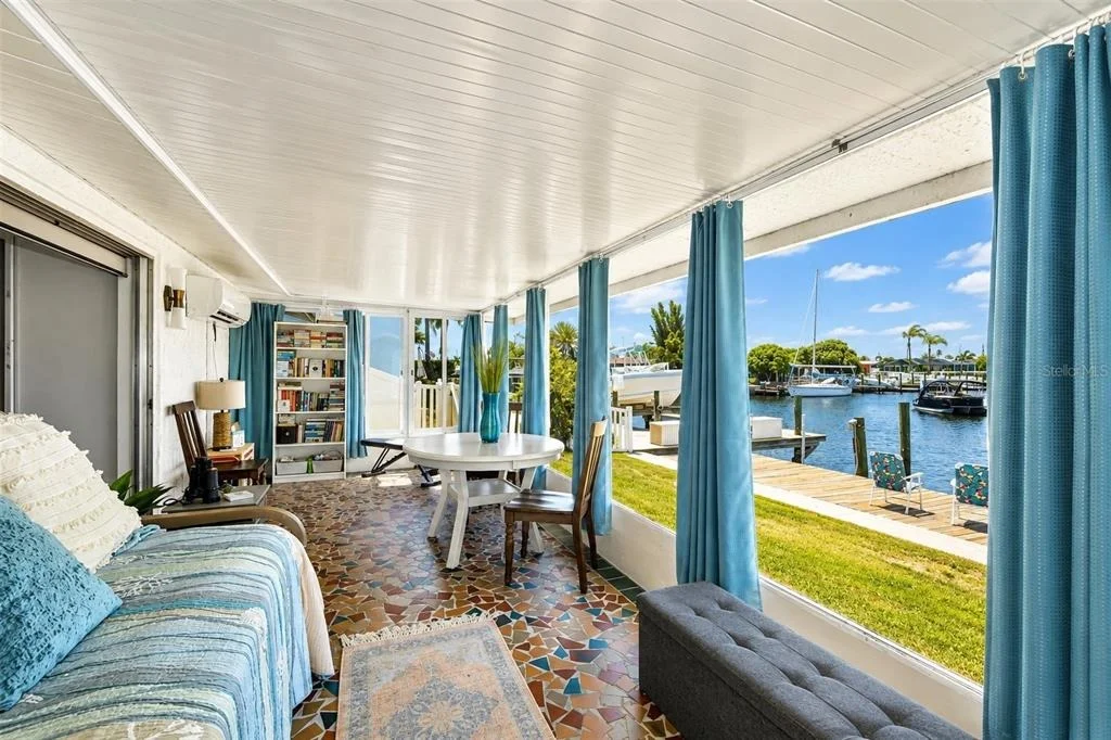 Photo of 4825 SHELL STREAM BOULEVARD