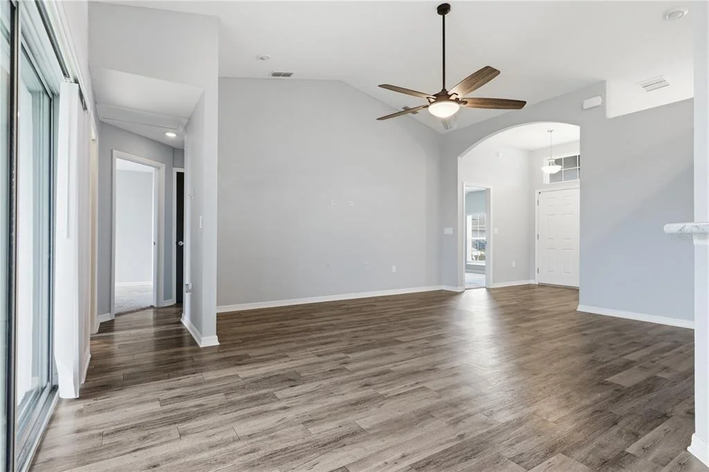 Photo of 185 CLOVERBROOK TRAIL
