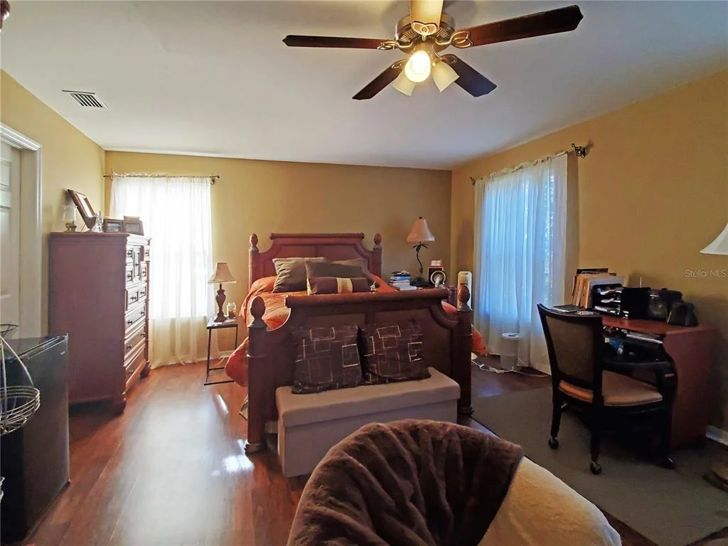 Photo of 10025 WINDING RIVER RD