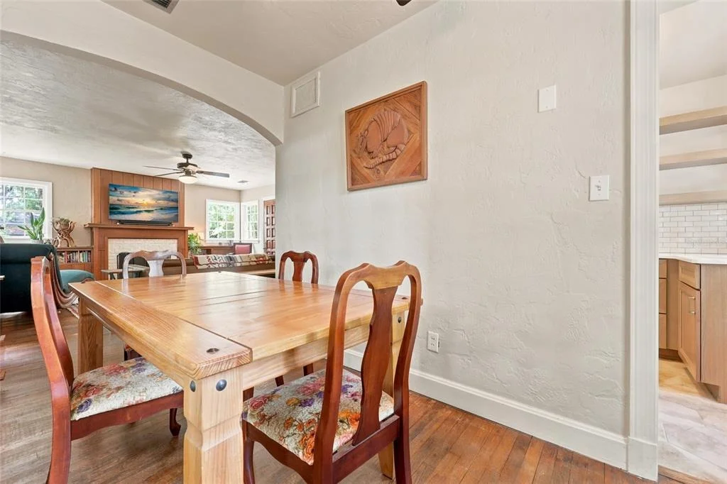 Photo of 616 NW 8TH PLACE