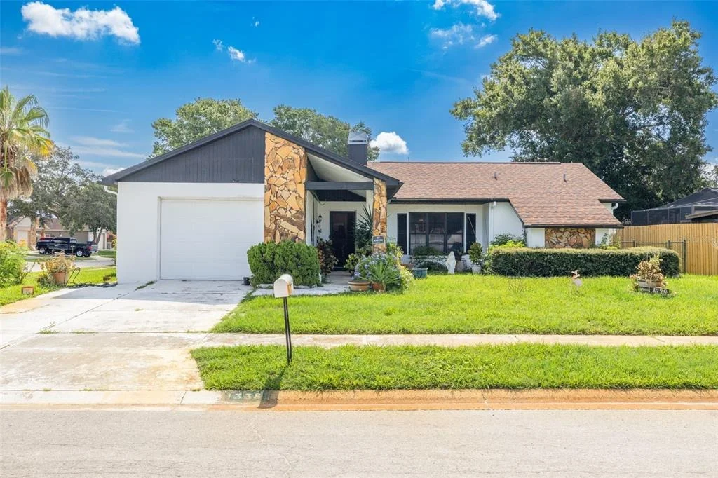 Photo of 1338 GREENLEA DRIVE