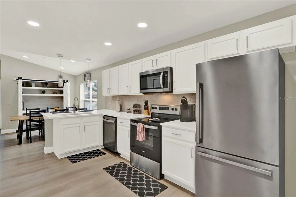 Photo of 188 RIDGEMONT COURT