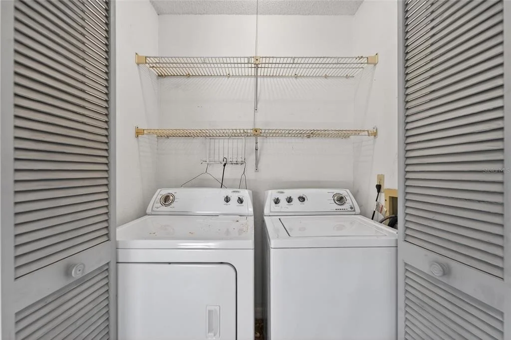 Photo of 2369 BEVERLY DRIVE