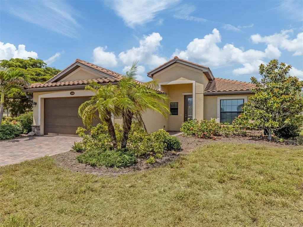 Photo of 12490 CINQUETERRE DRIVE