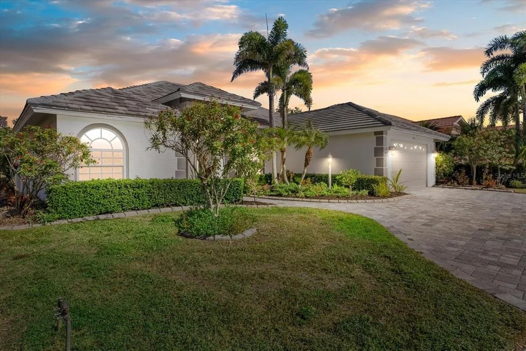 Photo of 4239 CORSO VENETIA BOULEVARD
