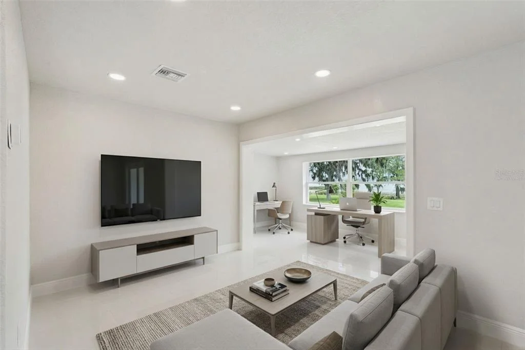 Photo of 2316 N GRIFFIN DRIVE