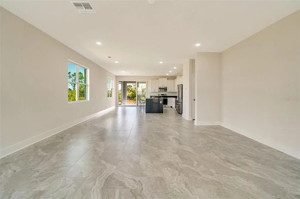 Photo of 384 BAYTREE DRIVE