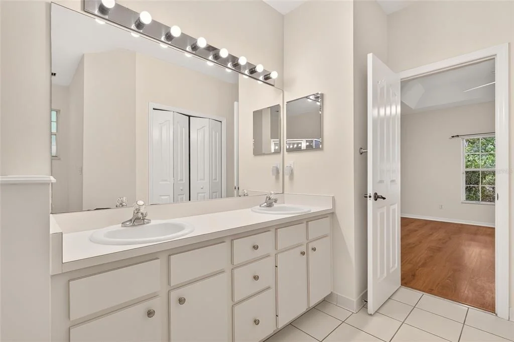 Photo of 5015 NW 71ST PLACE