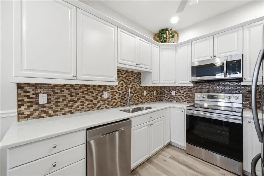 Photo of 15028 SILVERSMITH CIRCLE