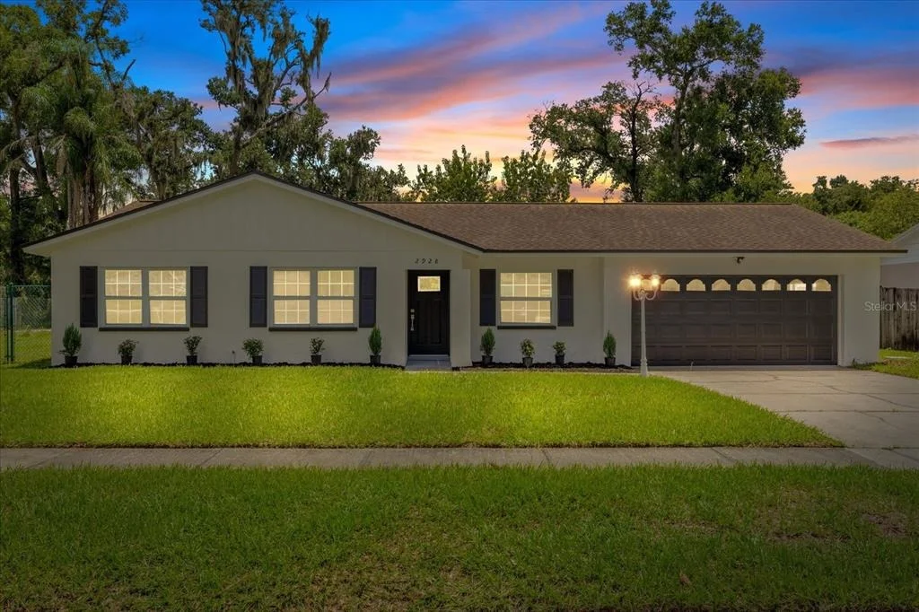 Photo of 2928 FOREST CIRCLE