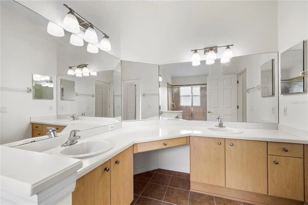 Photo of 1741 ARBOR KNOLL LOOP