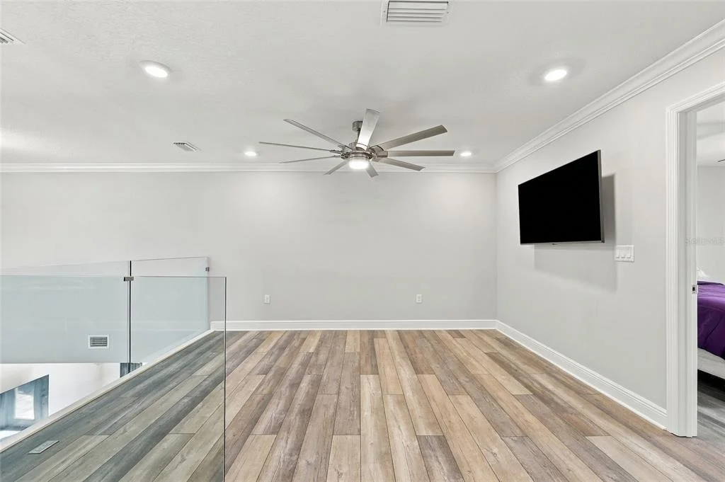Photo of 416 W SOCRUM LOOP ROAD