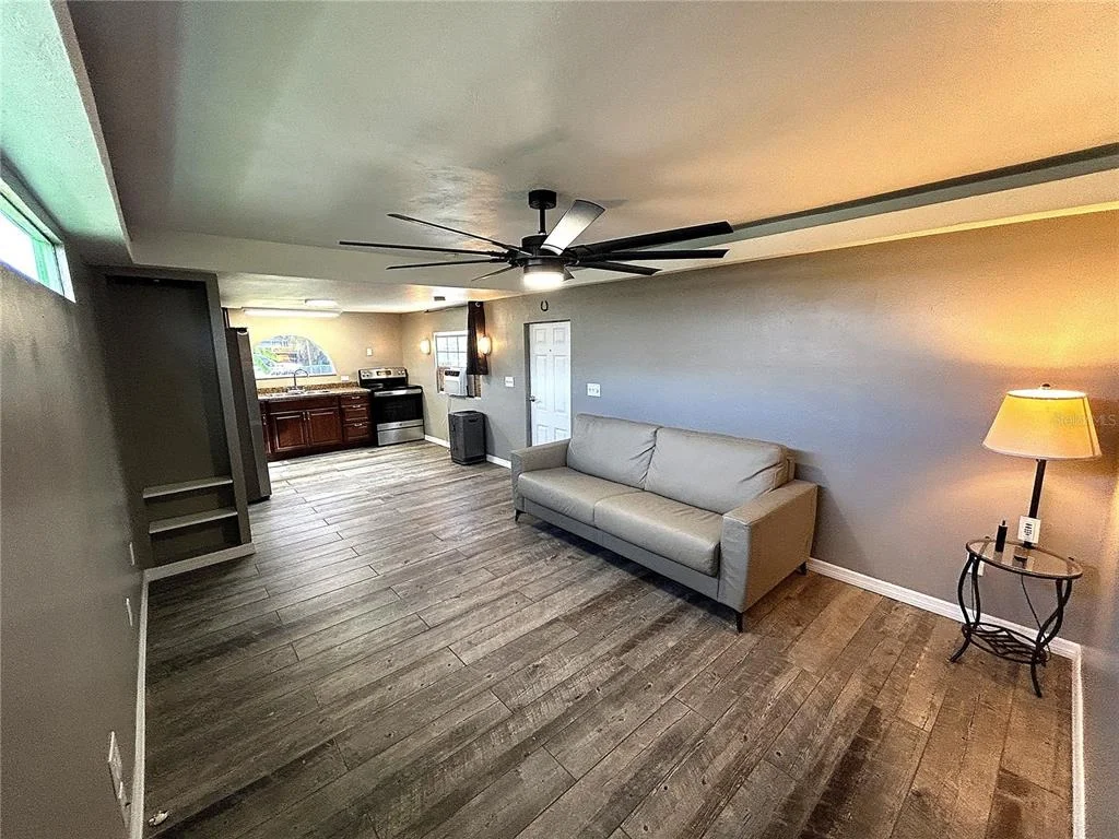 Photo of 5489 MEADOWLARK LANE