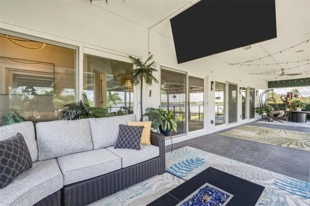 Photo of 2424 HARBOUR DRIVE