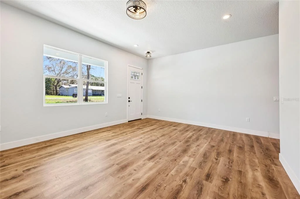 Photo of 351 MITNIK DRIVE