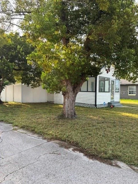 Photo of 624 ILLINOIS AVENUE