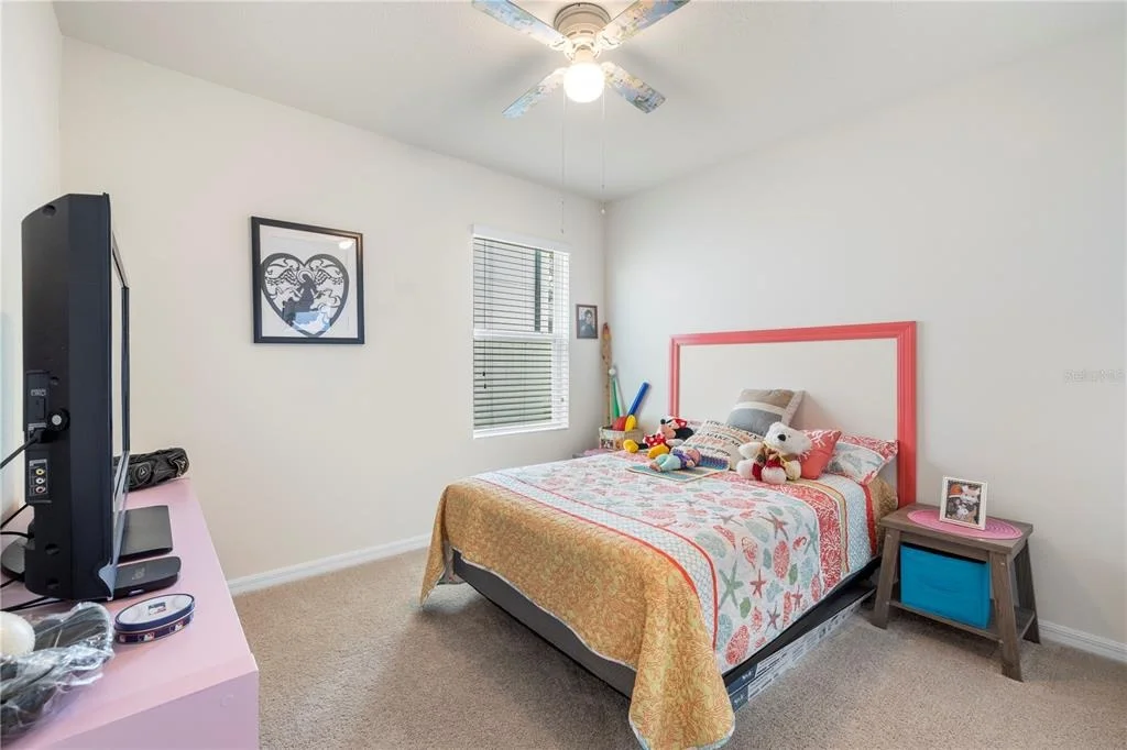Photo of 10527 PARK MEADOWBROOKE DRIVE