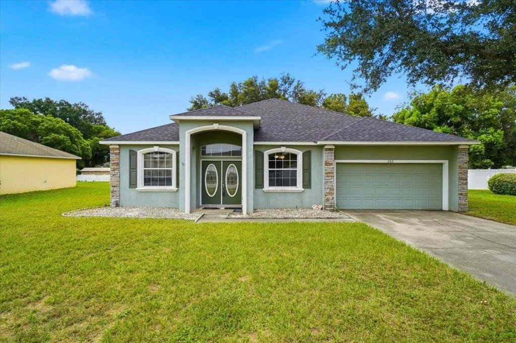 Photo of 153 OAK CROSSING BOULEVARD