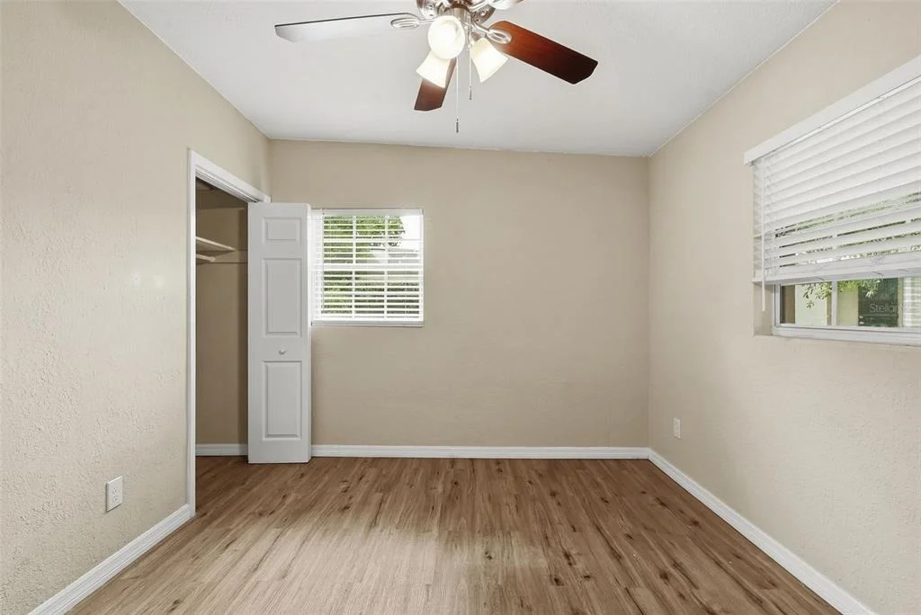 Photo of 6138 OAKCREST CIRCLE
