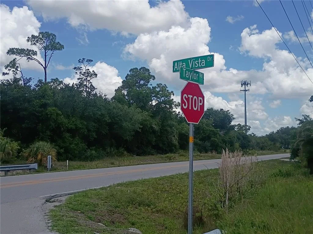 Photo of 6255 TAYLOR ROAD