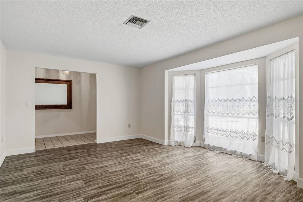 Photo of 2749 GREENDALE DRIVE