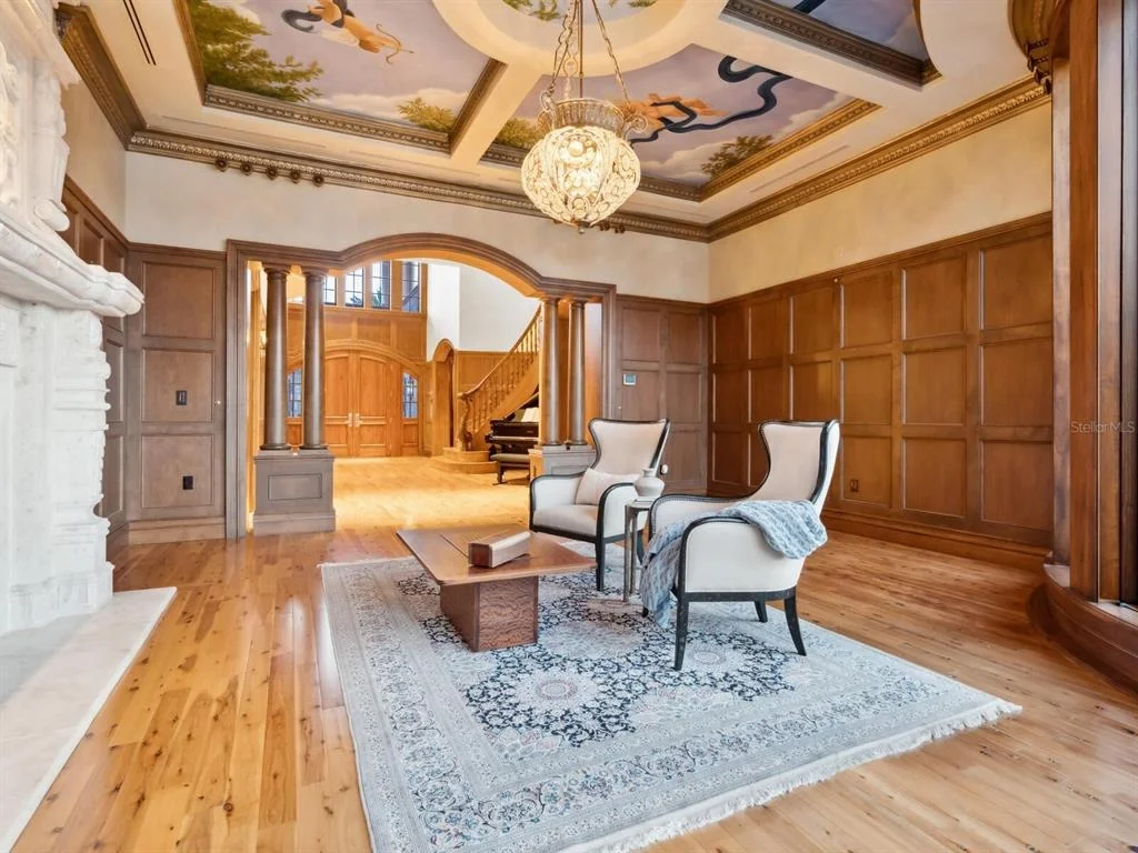 Photo of 1423 HILLVIEW DRIVE