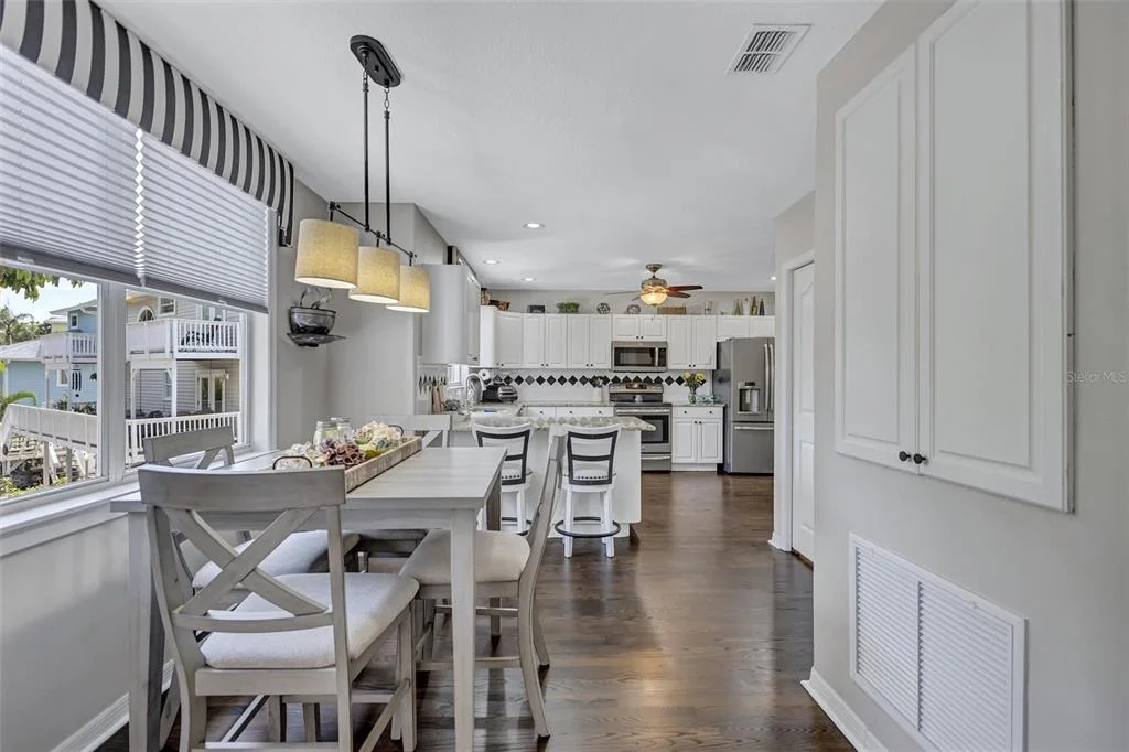 Photo of 760 SOUNDVIEW DRIVE