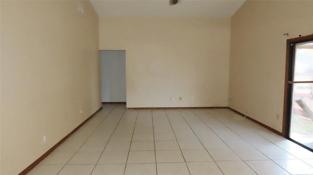 Photo of 3326 WHISPERING DRIVE N