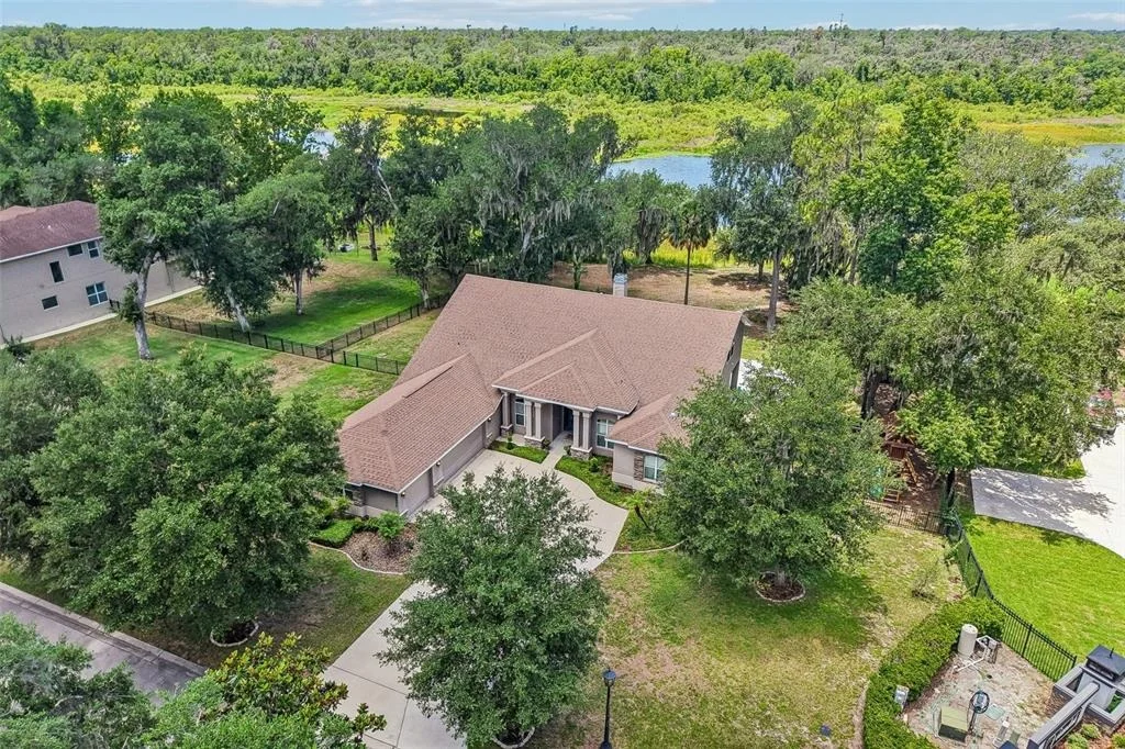 Photo of 11325 HIDDEN VALLEY LANE