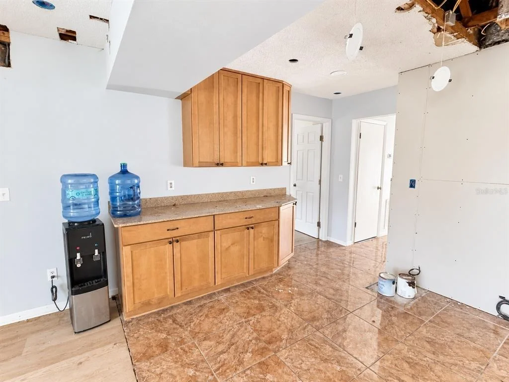 Photo of 2076 BUTTERNUT CIRCLE W