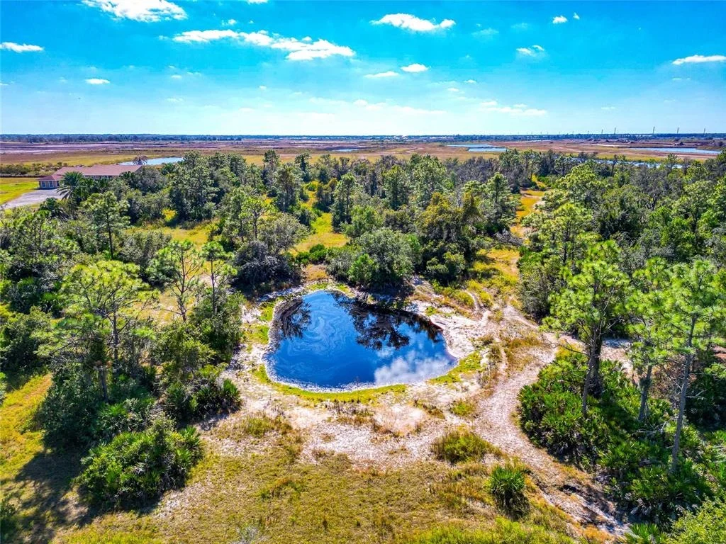 Photo of 19600 E STATE ROAD 64