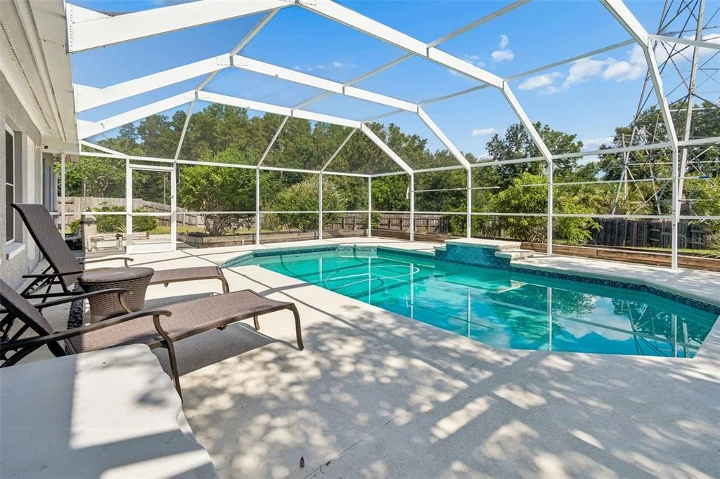 Photo of 16205 SAWGRASS CIRCLE