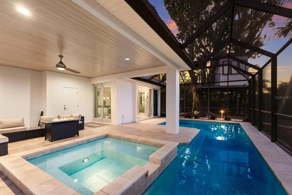 Photo of 238 ISLAND CIRCLE