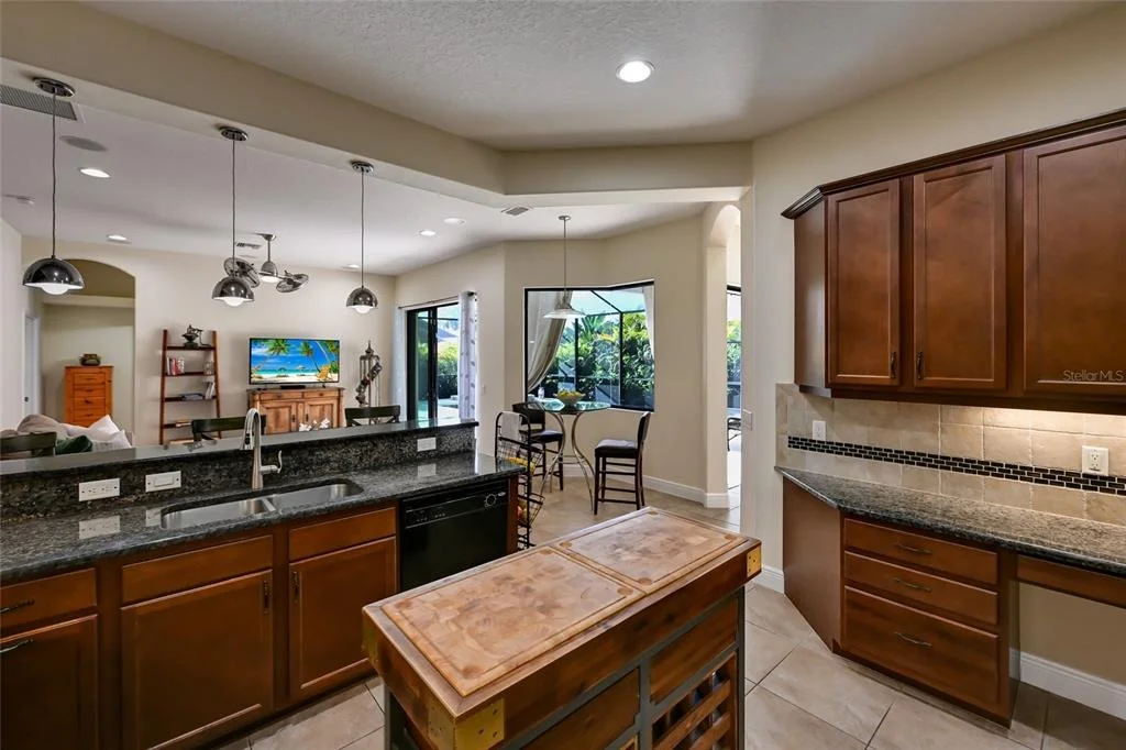 Photo of 525 MAST DRIVE