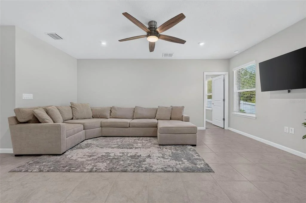 Photo of 306 EAGLE HARBOR WAY