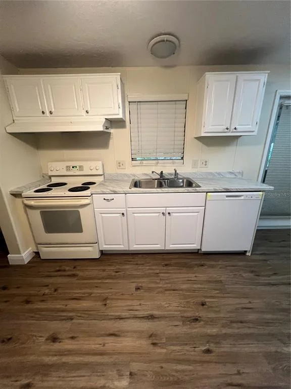Photo of 2833 SE 18TH TERRACE