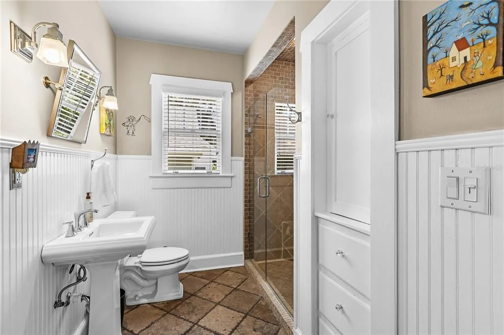 Photo of 1321 HEIM ROAD