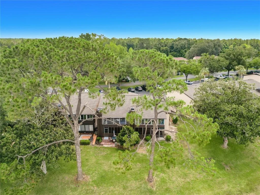 Photo of Unit A at 655 MIDWAY DRIVE