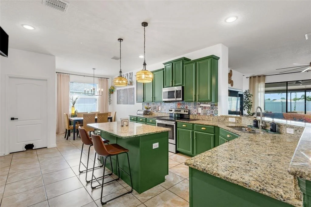 Photo of 611 WABASH BREEZE CIRCLE