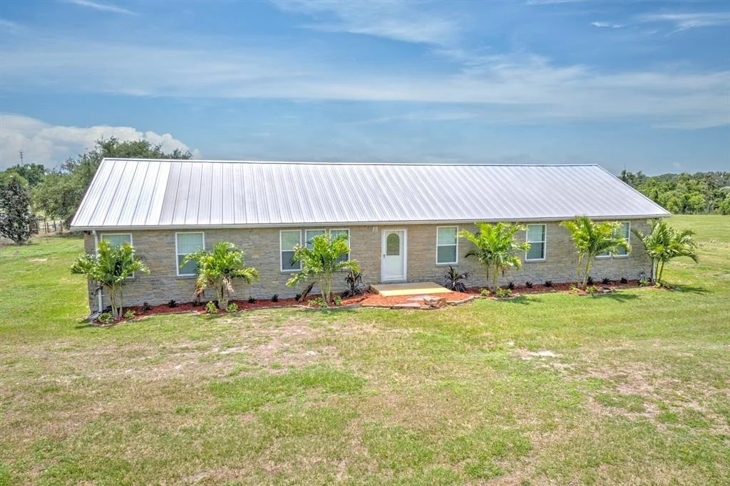 Photo of 325 STENSTROM ROAD