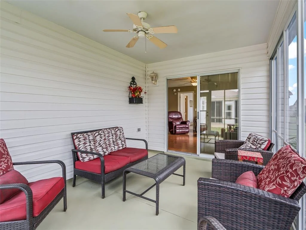 Photo of 897 LIVINGSTON LOOP