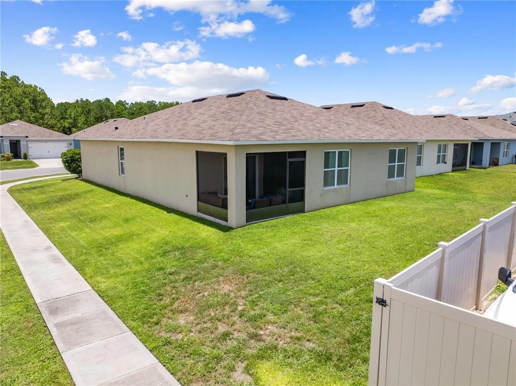 Photo of 1242 IGUANA LOOP