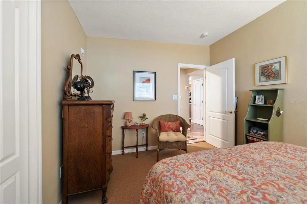 Photo of 1718 MEREDITH LANE