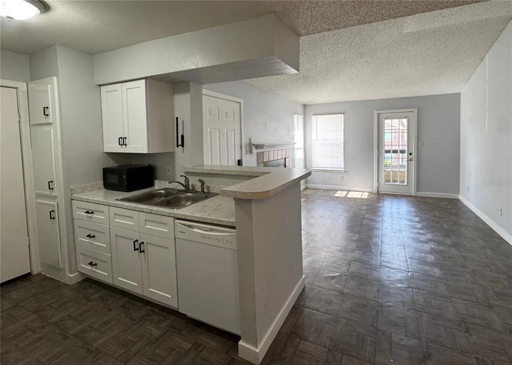 Photo of Unit 203 at 5540 DEVONBRIAR WAY