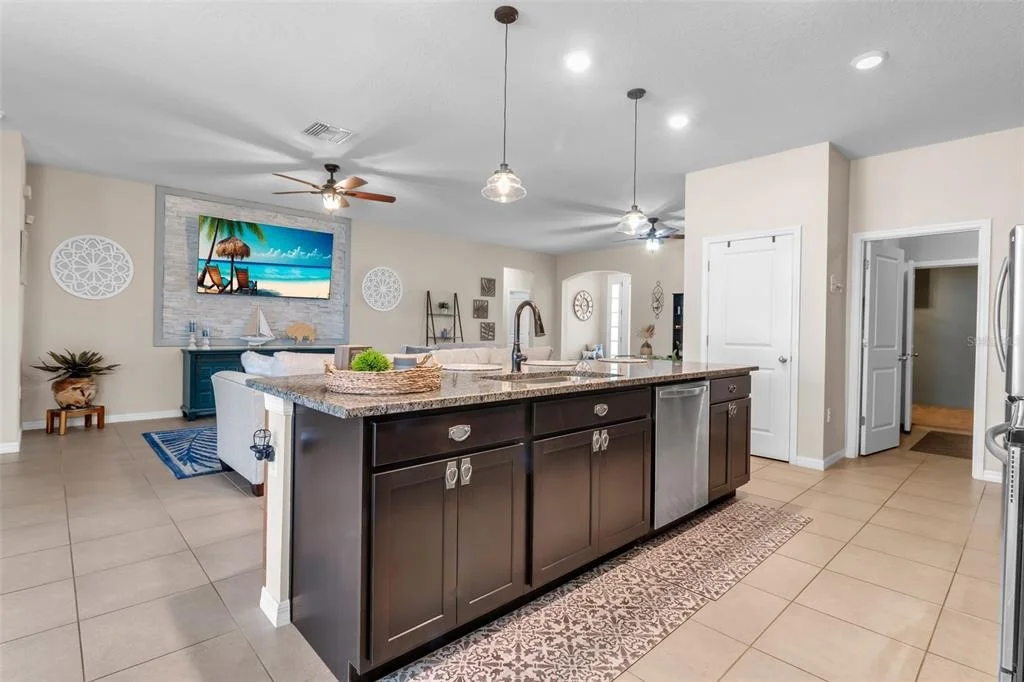 Photo of 13225 WATERLEAF GARDEN CIRCLE