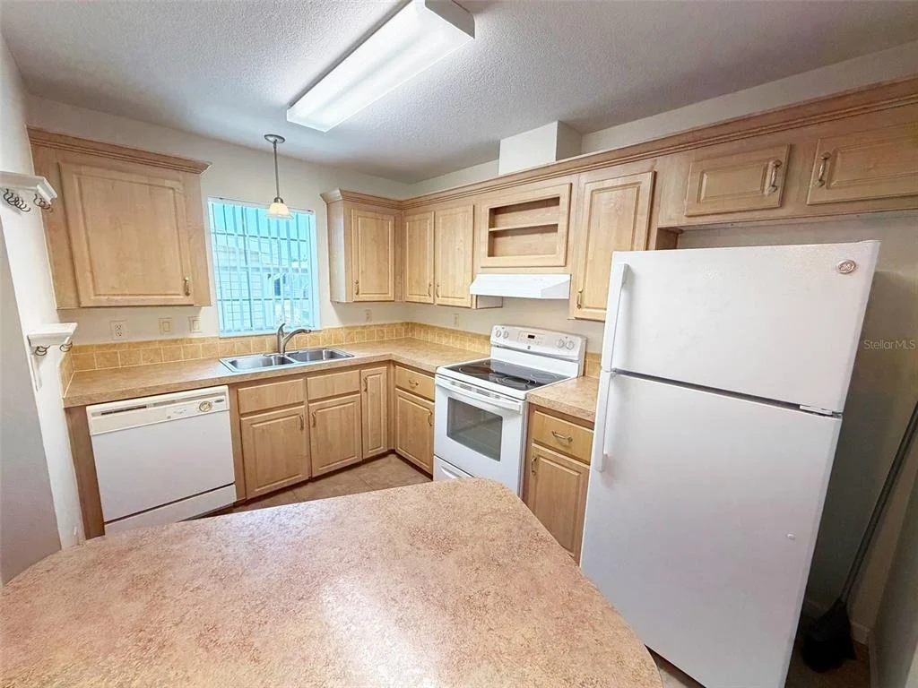Photo of 1503 23RD AVENUE W