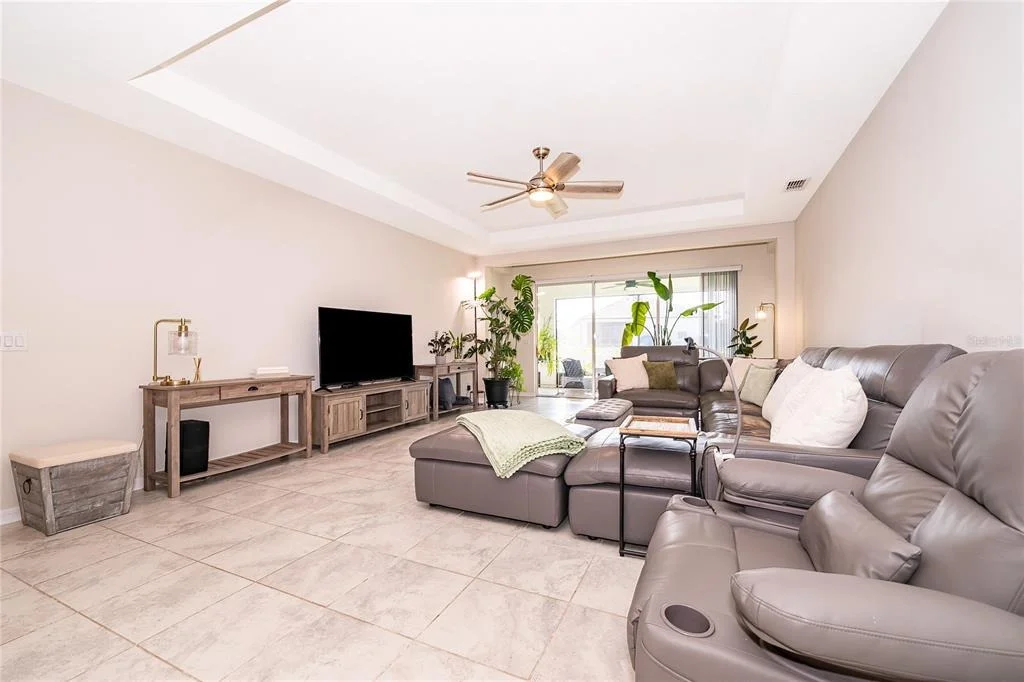 Photo of 1787 CHATSWORTH CIRCLE